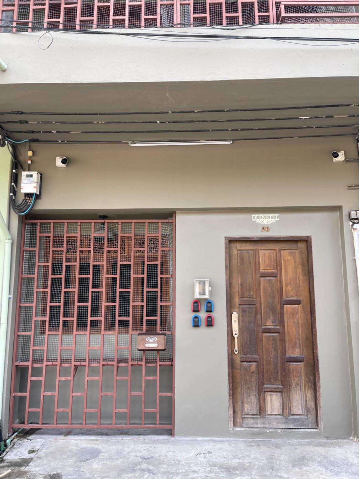 Quinstel Hostel 曼谷 外观 照片